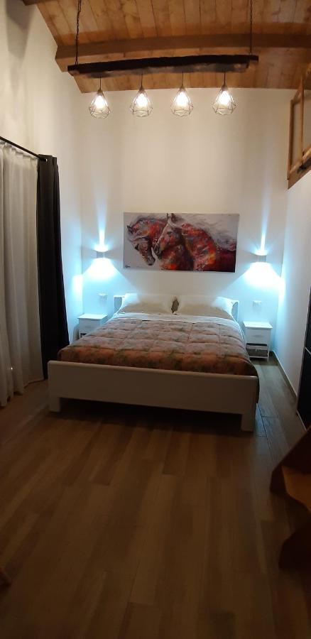 B&B Il Fienile Del Borgo Iesi Exterior foto